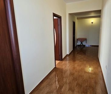 Închiriază Apartament 5 camere Micro 20 - Photo 6