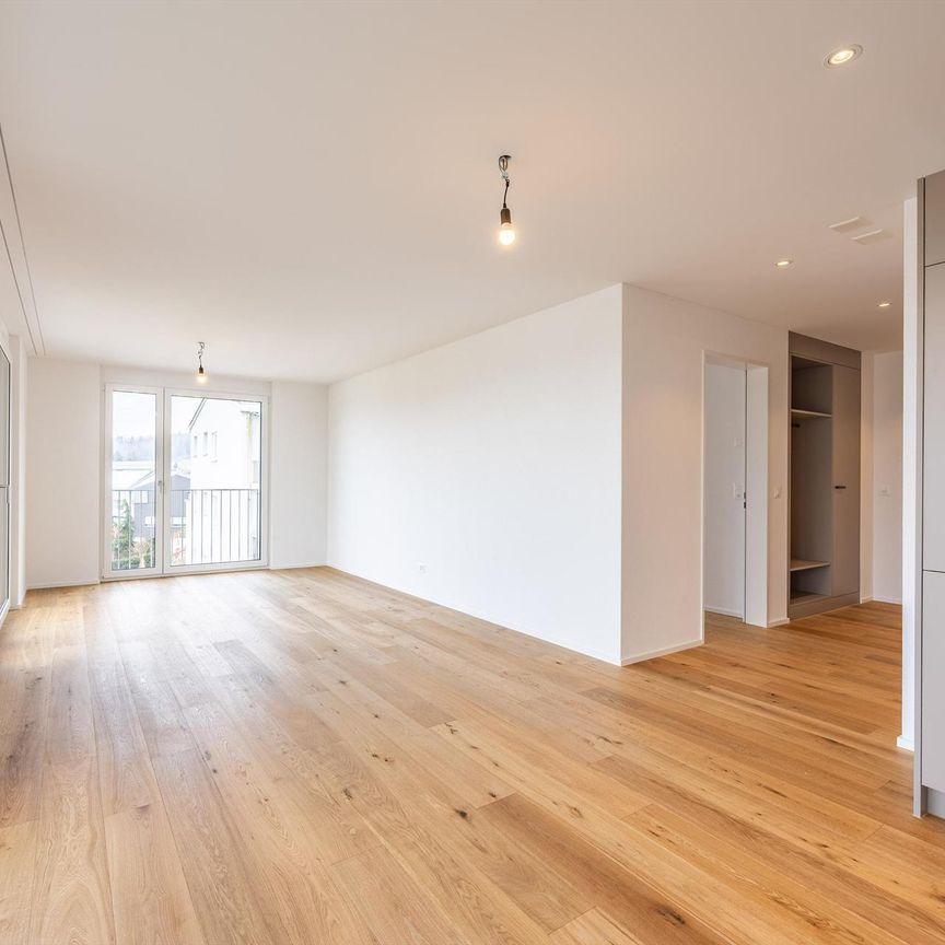 Helle und charmante 2.5 Zimmerwohnung - Photo 1