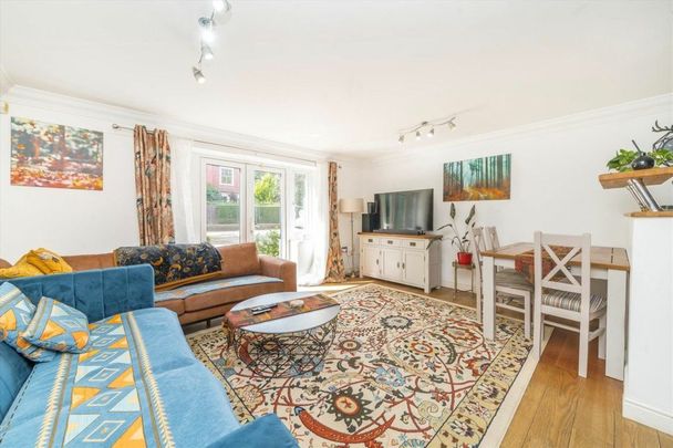 Devonshire Street, Chiswick, W4 - Photo 1