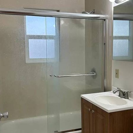 1 Bed / 1 Bath Home Available for Move in! - Photo 4