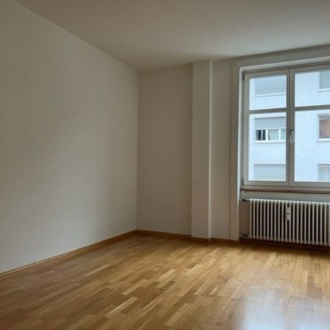 3.5-Zimmer-Wohnung mit Charme im Gundeli, Altbau - Photo 1