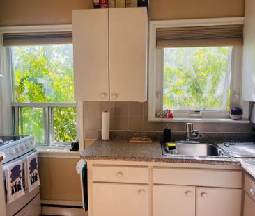 For Lease - 34 Singleton Road Unit# Main Level, Toronto, Ontario - Photo 2