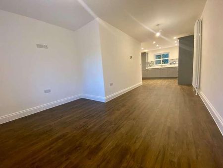 Avon Valley Apartments, Bath Road, Bitton, Bristol, Gloucestershire, BS30 - Photo 3