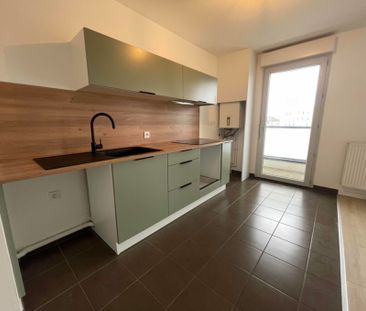 Location Appartement 3 pièces 67m² - Photo 4