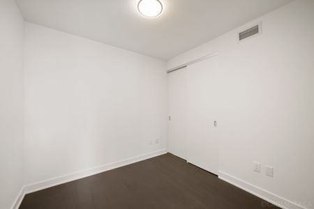 For Lease - 11 Yorkville Avenue Unit# 3209, Toronto, Ontario - Photo 3