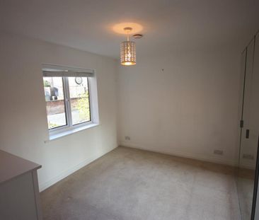 Bury Street, Guildford - 1 bedroomProperty for lettings - Seymours - Photo 2