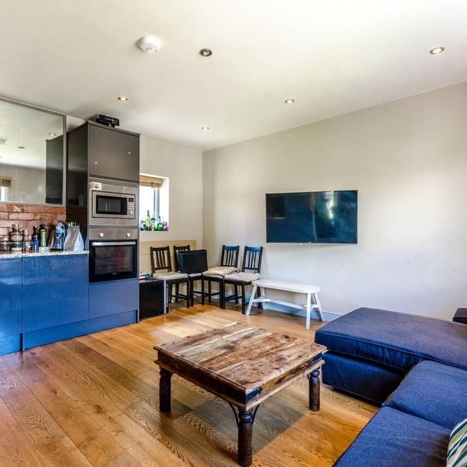 3 bedroom maisonette to rent - Photo 1