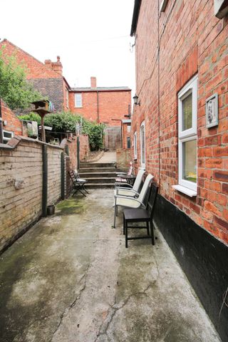 Monks Road, Lincoln, Lincolnsire, LN2 5PH, United Kingdom - Photo 3