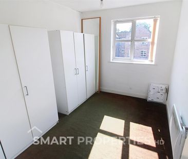 Marlington Drive, Huddersfield - Photo 3