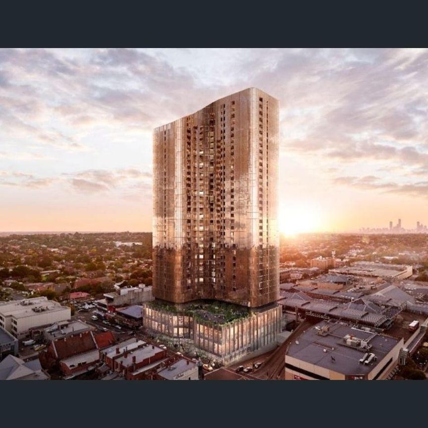 Sky One 2 bedroom 2 bathroom FURNISHED delight! - Photo 1