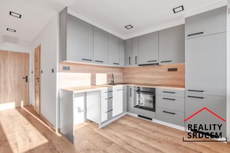 Pronájem bytu 1+1 37 m² - Photo 3