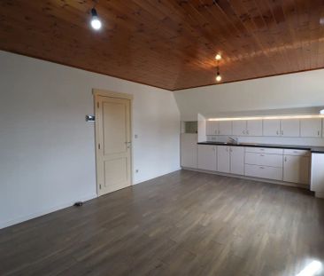 Appartement op de 1ste verdieping met carport/tuinberging en terras... - Foto 3