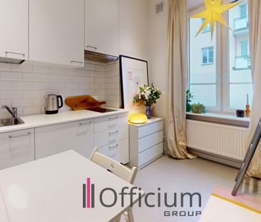 Kawalerka w kamienicy na Pradze Płd. - Photo 2