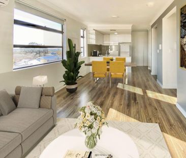 Stylish, Low-Maintenance Living! - Photo 3