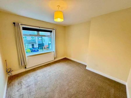 Hillfield, Monkseaton, Whitley Bay, NE25 - Photo 3