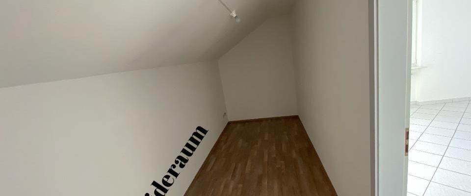 Schöne helle 83qm Dachgeschosswohnung Durchholz - Photo 1