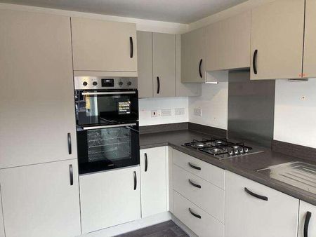 Green Field Way, Crewe, CW1 - Photo 4