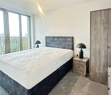 2 bedroom apartment to rent Castle Street, Luton, Bedfordshire, LU1 - Photo 3