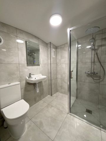 Cromwell Road, Hove - Photo 2