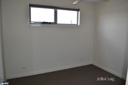 57 Primula Avenue, Brooklyn VIC 3012 - House For Rent | Domain - Photo 4