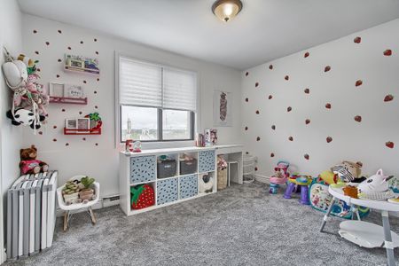 For Lease - 136 Scanlon Avenue Unit# 12, Bradford West Gwillimbury, Ontario - Photo 3