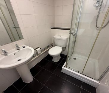 2 bedroom apartment to rent - Photo 6