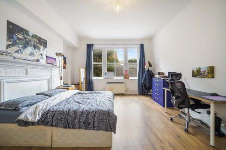4 bedroom flat to rent - Photo 3