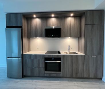 For Lease - 60 Central Park Roadway N/A Unit# 1915, Toronto, Ontario - Photo 3