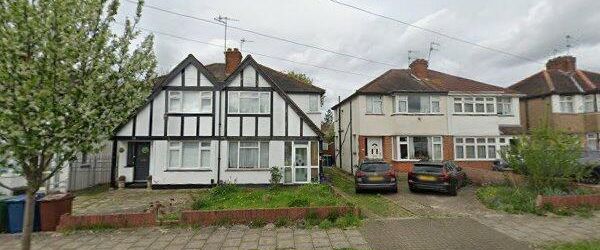 3 Bed Semi-Detached House, Tintern Way, HA2 - Photo 1
