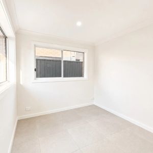 Brand New 2-Bedroom Granny Flat with Study - Photo 3