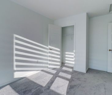 For Lease - 756 Heathrow Path, Oshawa, Ontario - Photo 5