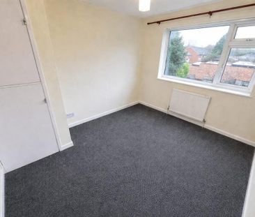 2 bedroom maisonette to rent - Photo 3