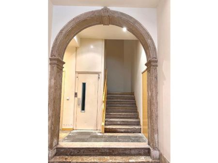 Luxury Flat for rent in Chiado (Encarnacao), Misericórdia, Lisbon - Photo 2