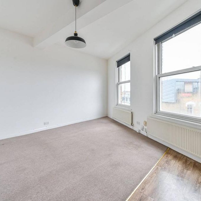 1 bedroom flat to rent - Photo 1