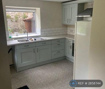 4 bedroom end of terrace house to rent - Photo 6