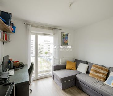 Appartement T3 avec terrasse et parking - Photo 2
