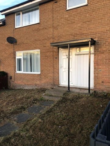 Room in a Shared House, Farrow Bank, LS12 - Photo 2