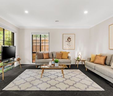 12 Edenhope St, Kilsyth VIC 3137 - House For Rent | Domain - Photo 1