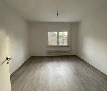 Schöner Wohnen: günstig geschnittene 3,5-Zimmer-Wohnung - Foto 2