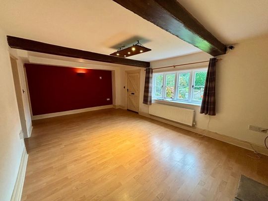 Winsford, Darnhall - Photo 1