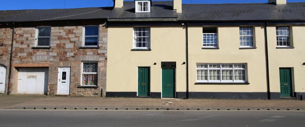 2 bedroom terraced house to rent - Photo 1