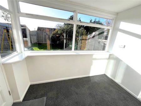 Milford Drive, Shipley View, Ilkeston, Derbyshire, DE7 - Photo 5