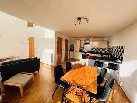 Longleat Avenue, B15 2EX, Birmingham - Photo 2