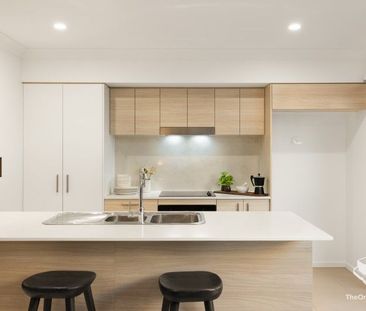 New 4-Bedroom Townhouse - Photo 6