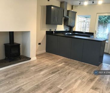 2 bedroom terraced house to rent - Photo 3