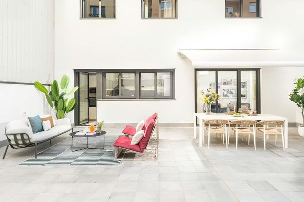 Carrer de Maignon, Barcelona, Catalonia 08024 - Photo 1