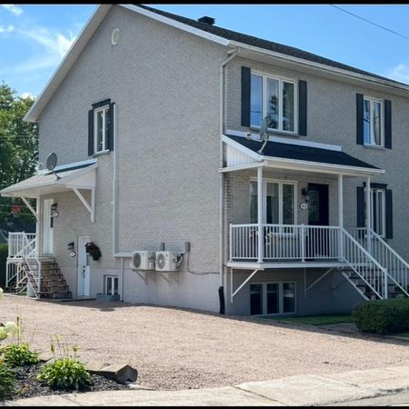 4 1/2 dans triplex Ste-Catherine Jacques Cartier - Photo 4