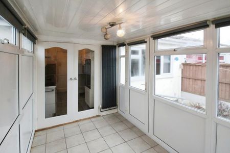 1 bedroom bungalow to rent - Photo 3