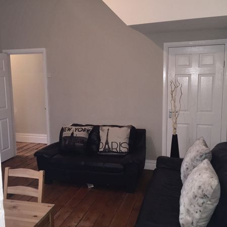 Falmouth Road - Photo 2