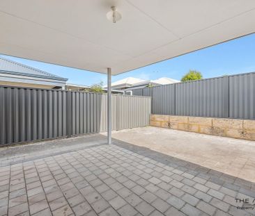 Spacious Home at 10 Sebago Street, Wellard WA 6170 - Photo 4